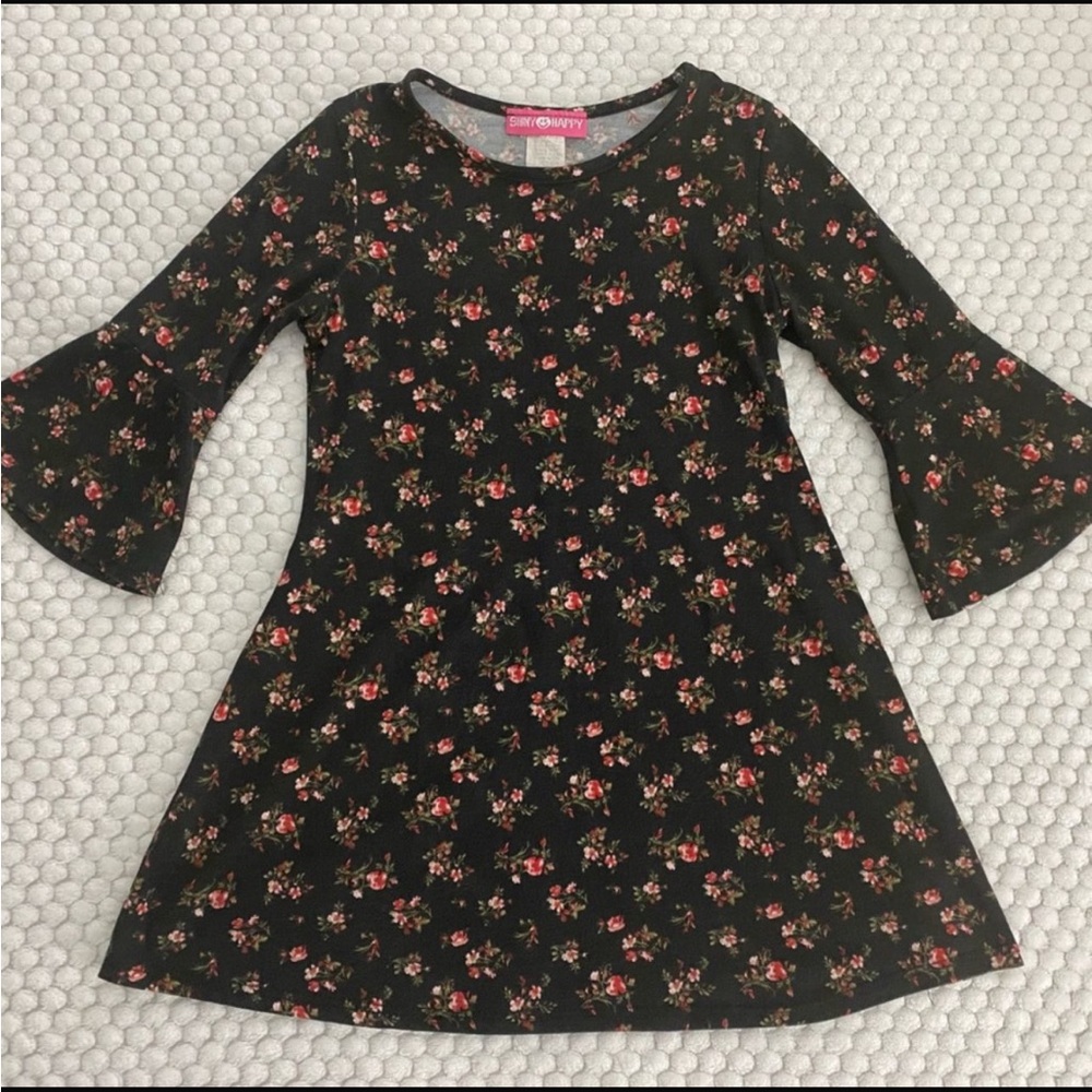 Shiny Happy Girls Floral Dress Black with pink long bell sleeves Size 5/6